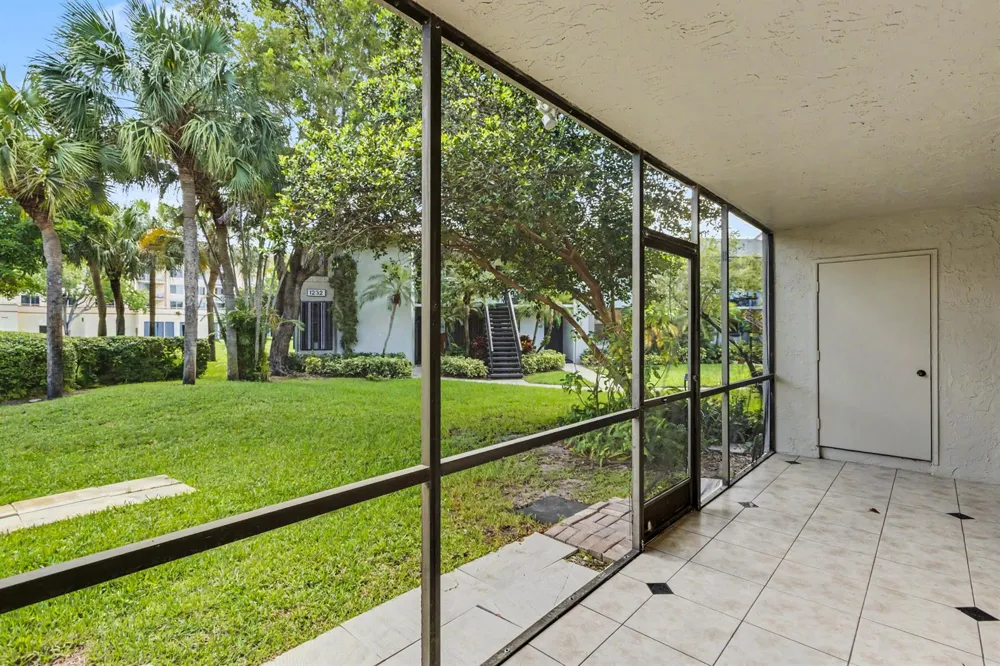 1230 S MILITARY TRAIL #2014 Deerfield Beach, FL 33442