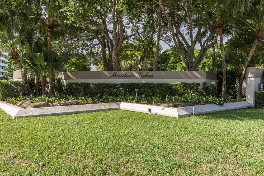 1230 S MILITARY TRAIL #2014 Deerfield Beach, FL 33442