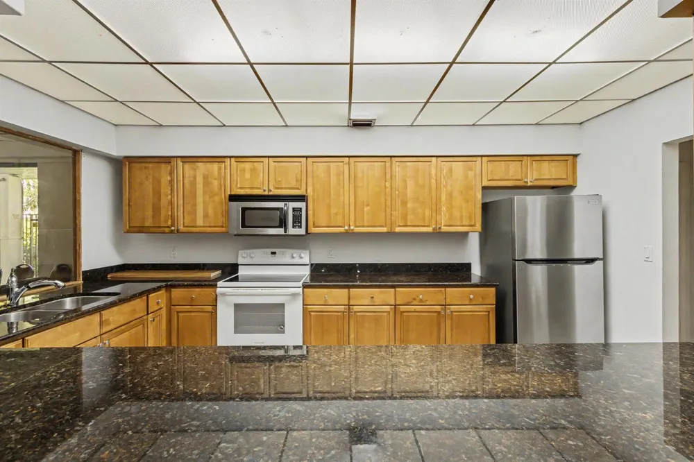 1230 S MILITARY TRAIL #2014 Deerfield Beach, FL 33442