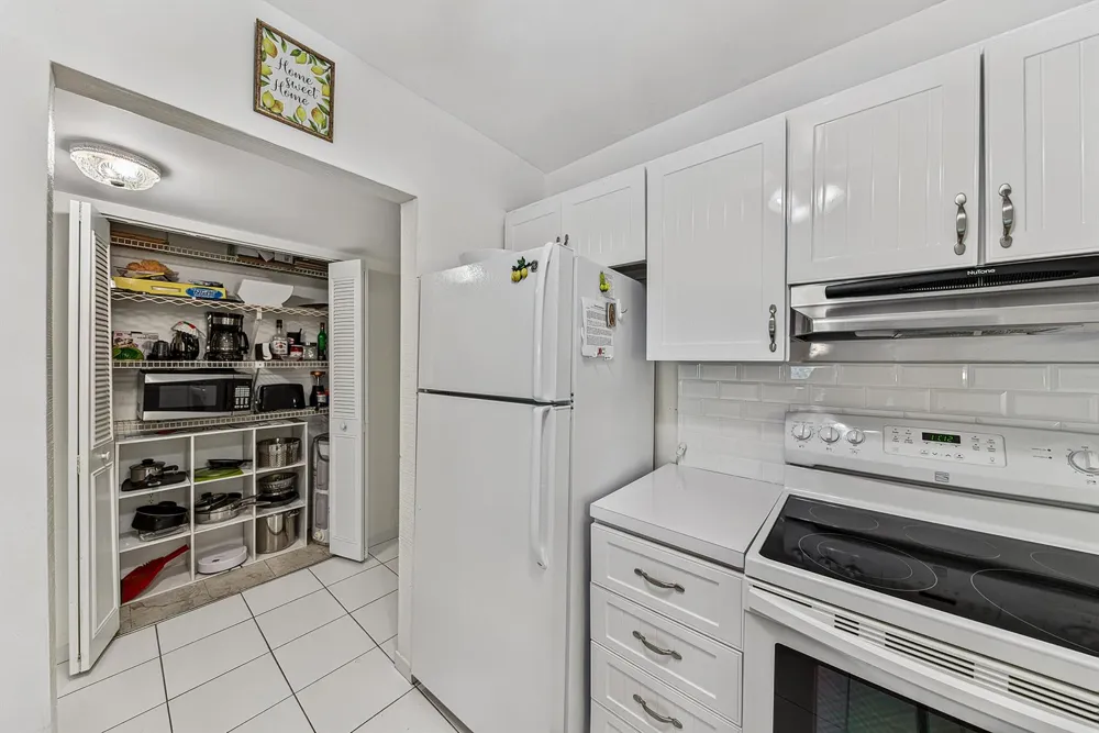 255 S CYPRESS ROAD #342 Pompano Beach, FL 33060