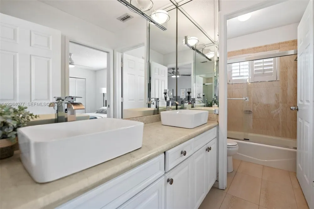 3249 Muirfield Weston, FL 33332
