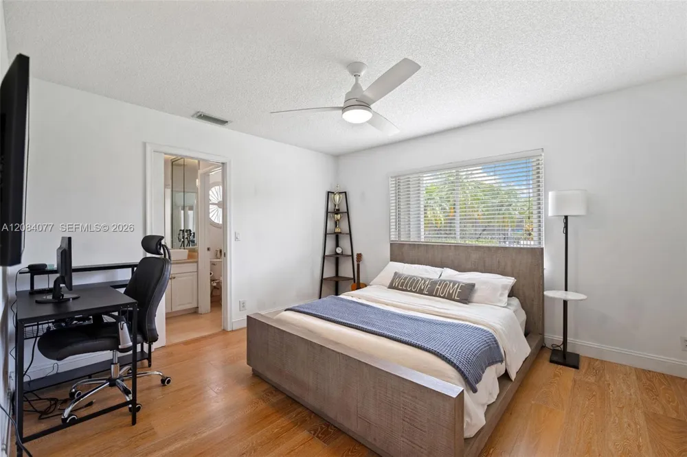 3249 Muirfield Weston, FL 33332