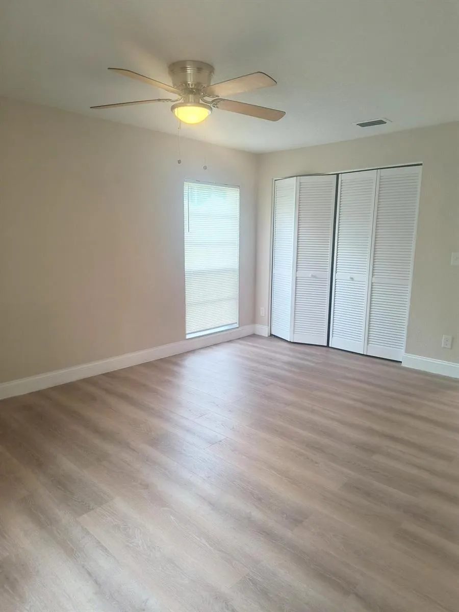 6903 COQUINA AVENUE Fort Pierce, FL 34951