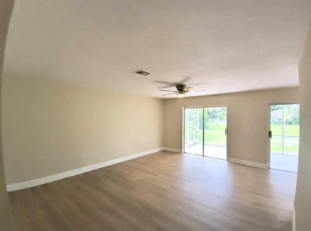 6903 COQUINA AVENUE Fort Pierce, FL 34951