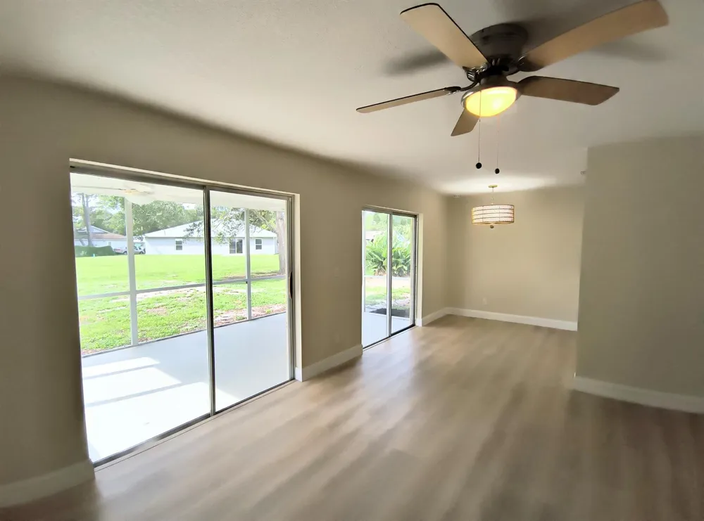 6903 COQUINA AVENUE Fort Pierce, FL 34951
