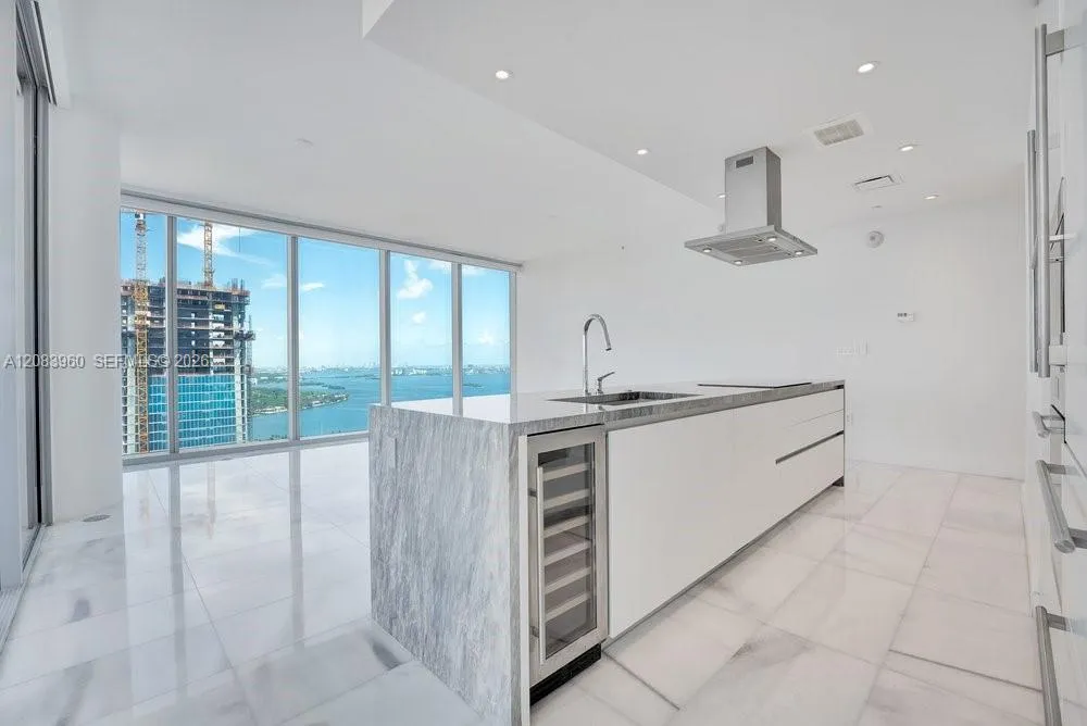 700 NE 26th Ter #4706 Miami, FL 33137