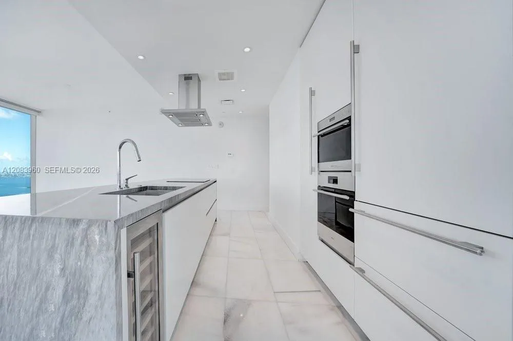 700 NE 26th Ter #4706 Miami, FL 33137