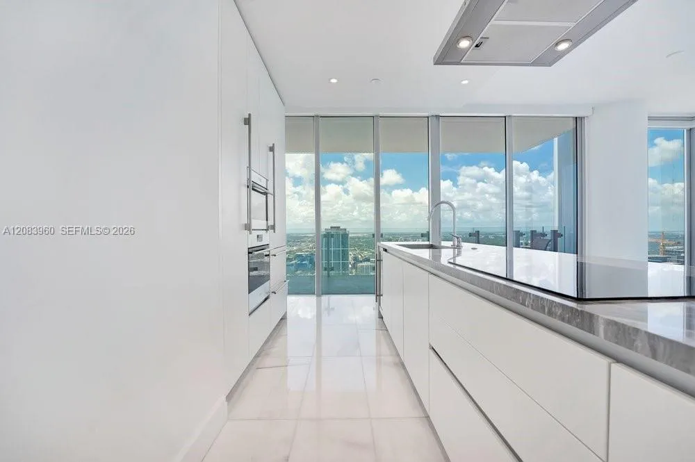700 NE 26th Ter #4706 Miami, FL 33137