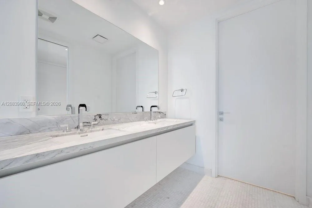 700 NE 26th Ter #4706 Miami, FL 33137
