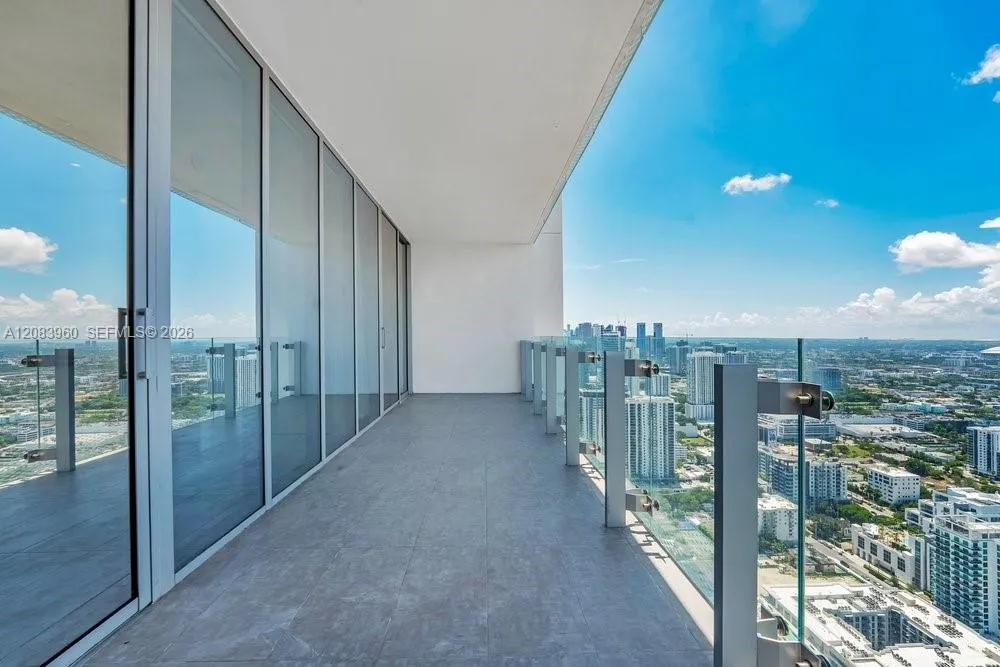 700 NE 26th Ter #4706 Miami, FL 33137