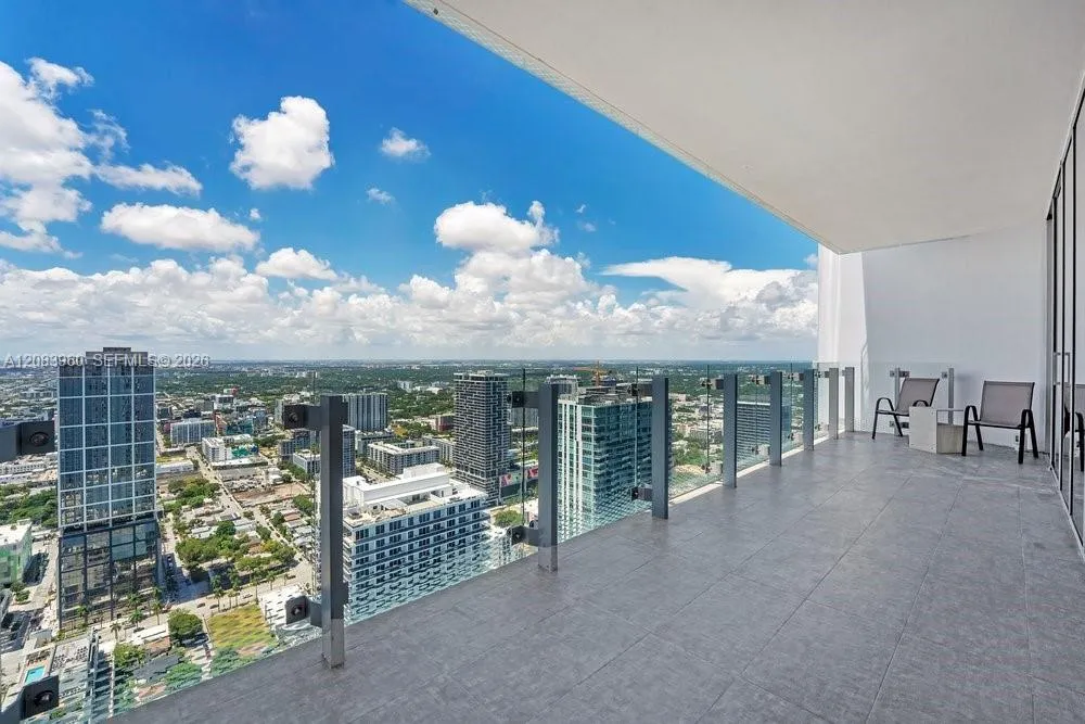 700 NE 26th Ter #4706 Miami, FL 33137
