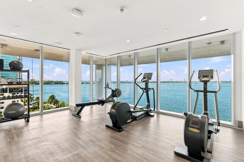 700 NE 26th Ter #4706 Miami, FL 33137