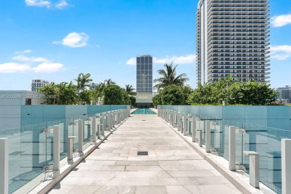 700 NE 26th Ter #4706 Miami, FL 33137