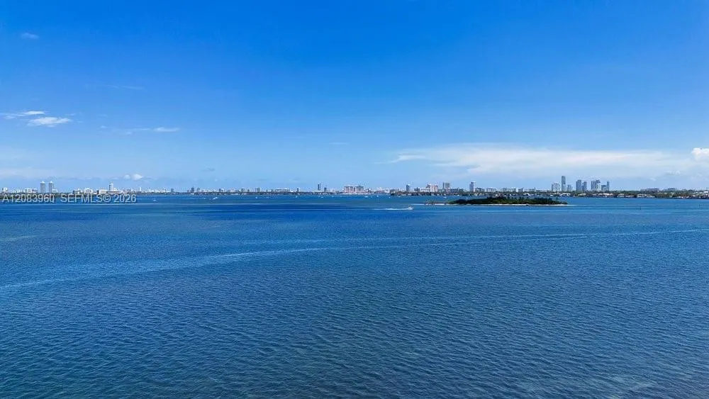700 NE 26th Ter #4706 Miami, FL 33137