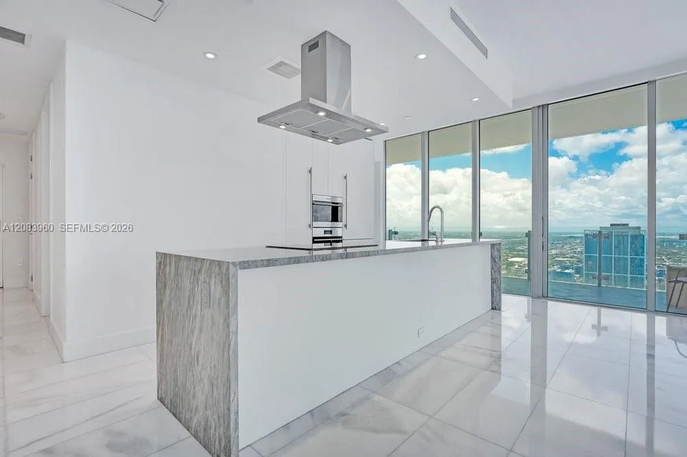 700 NE 26th Ter #4706 Miami, FL 33137