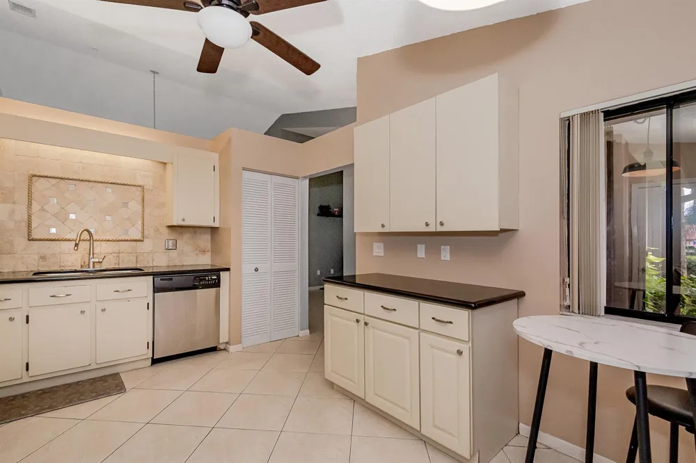 7143 WISTERIA WAY Tamarac, FL 33321