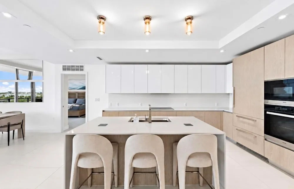 3100 Ocean Drive #P-701 Singer Island, FL 33404