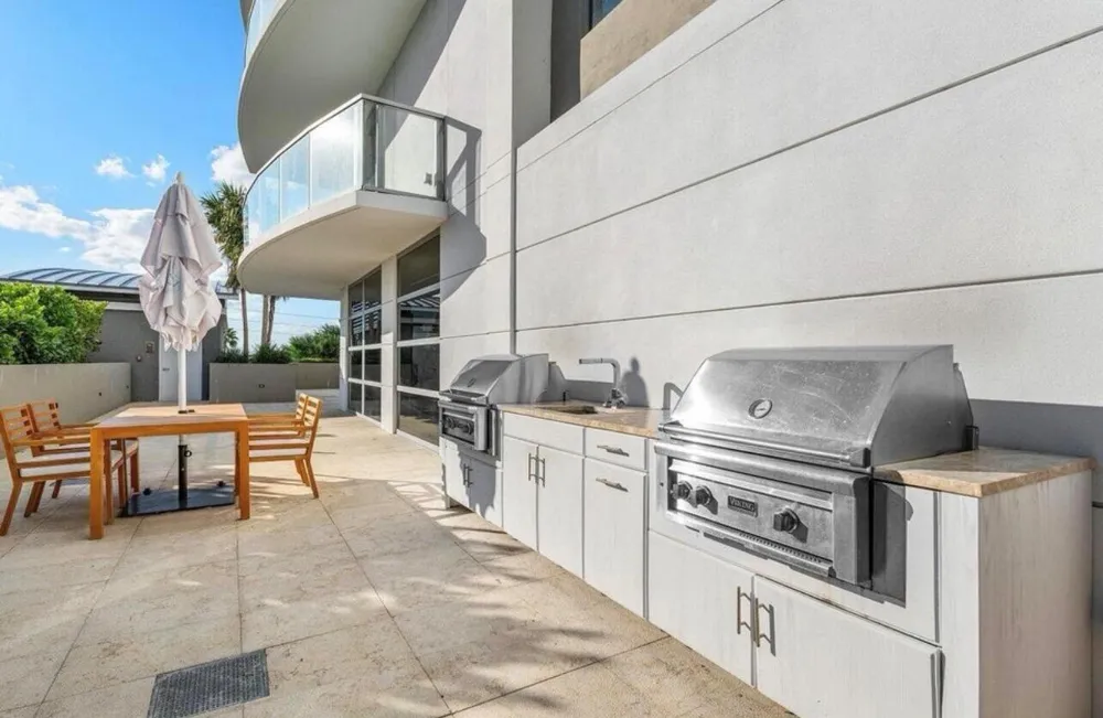 3100 Ocean Drive #P-701 Singer Island, FL 33404