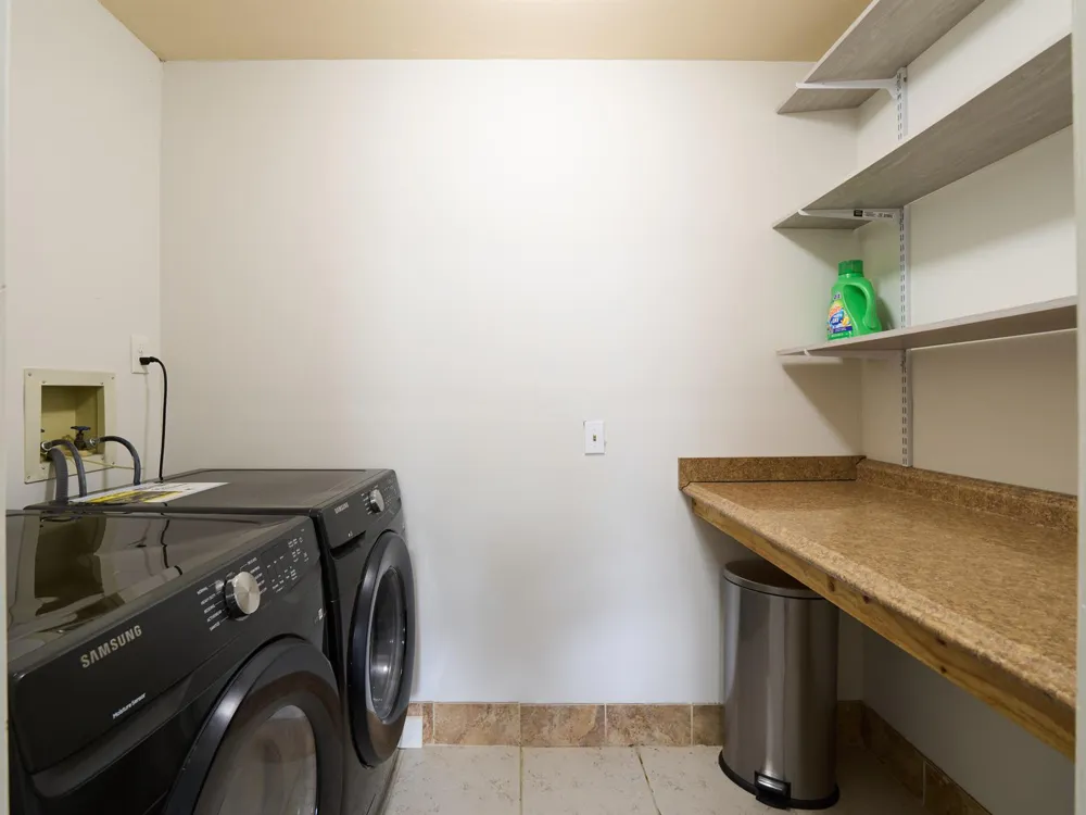6535 SE Federal Highway #204 Stuart, FL 34994