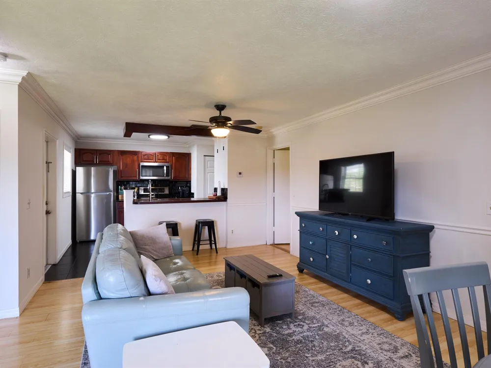6535 SE Federal Highway #204 Stuart, FL 34994