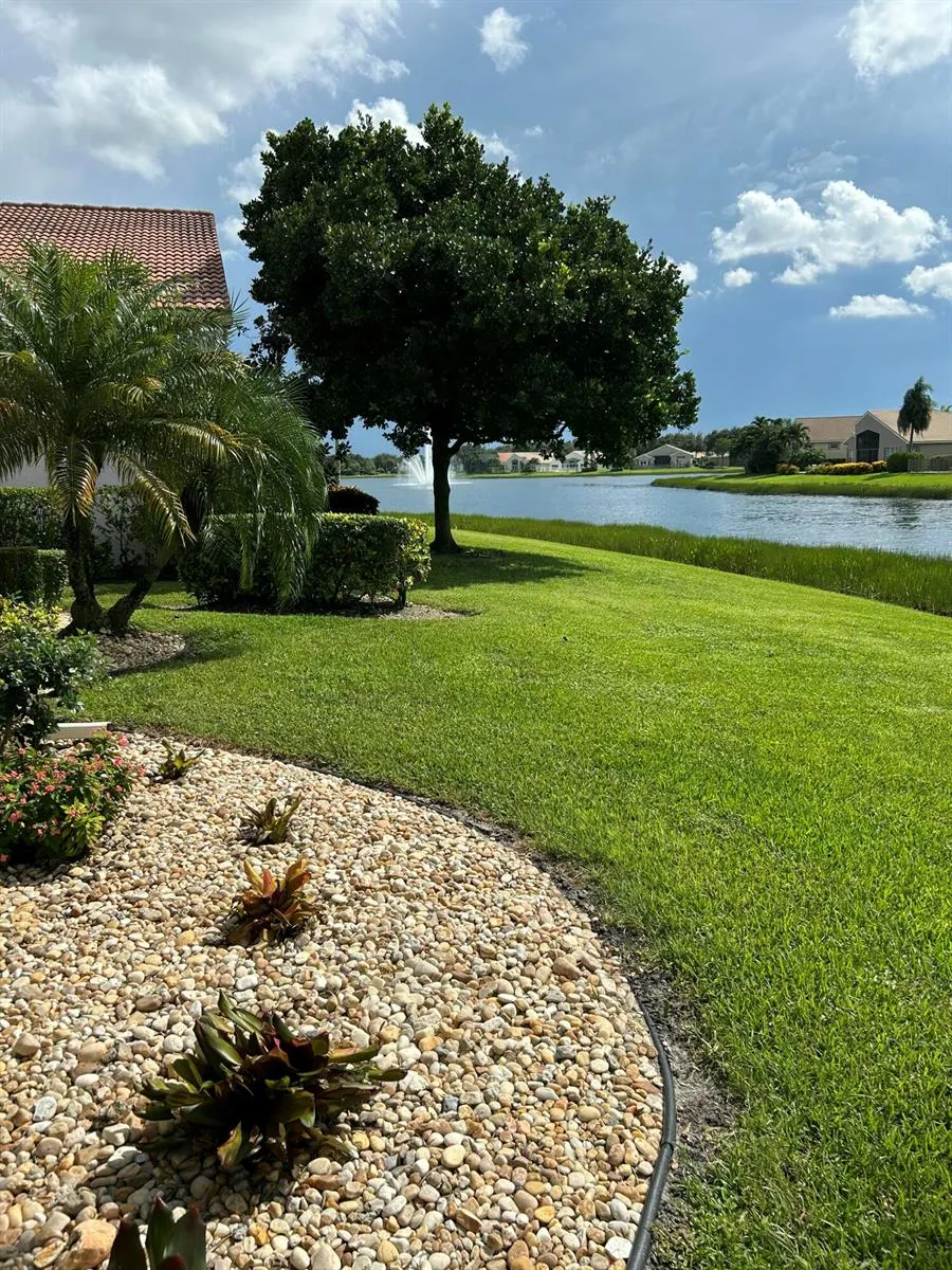 13207 Vedra Lake Circle Delray Beach, FL 33446