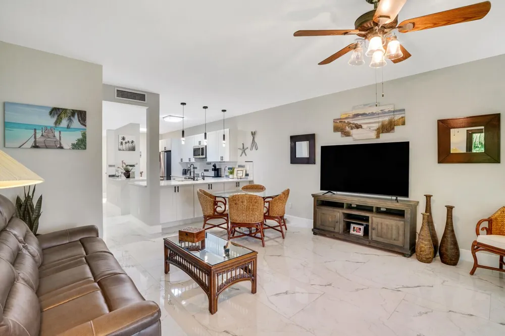 1301 RIVERSIDE DRIVE #19 Pompano Beach, FL 33062