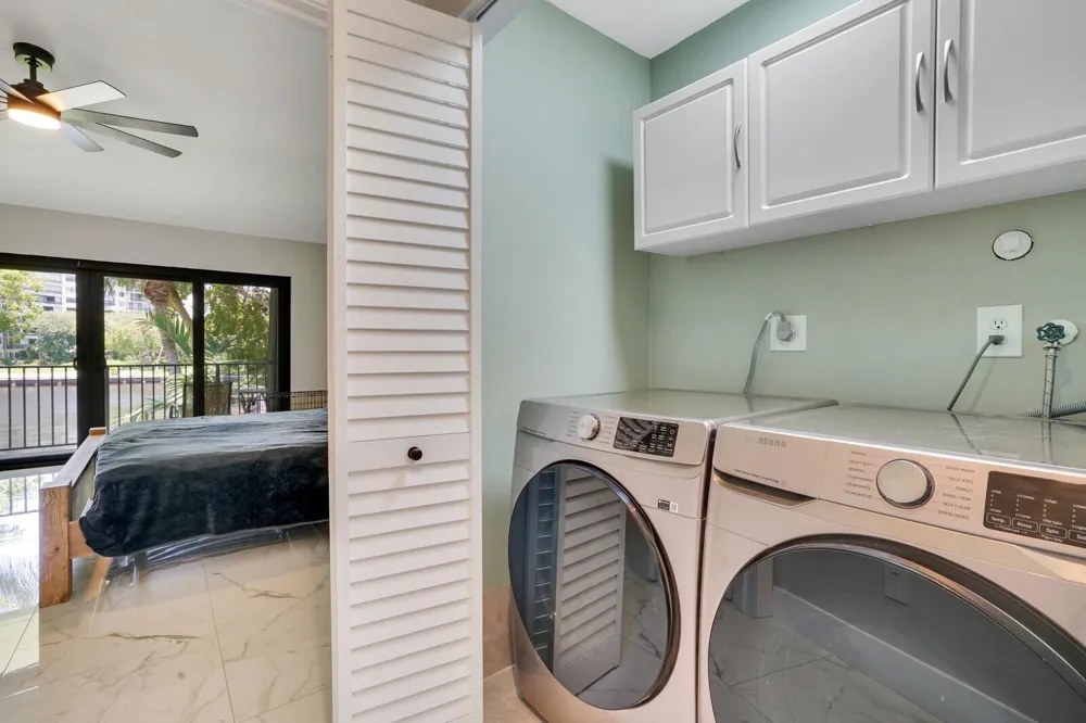 1301 RIVERSIDE DRIVE #19 Pompano Beach, FL 33062