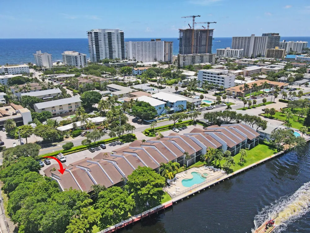 1301 RIVERSIDE DRIVE #19 Pompano Beach, FL 33062