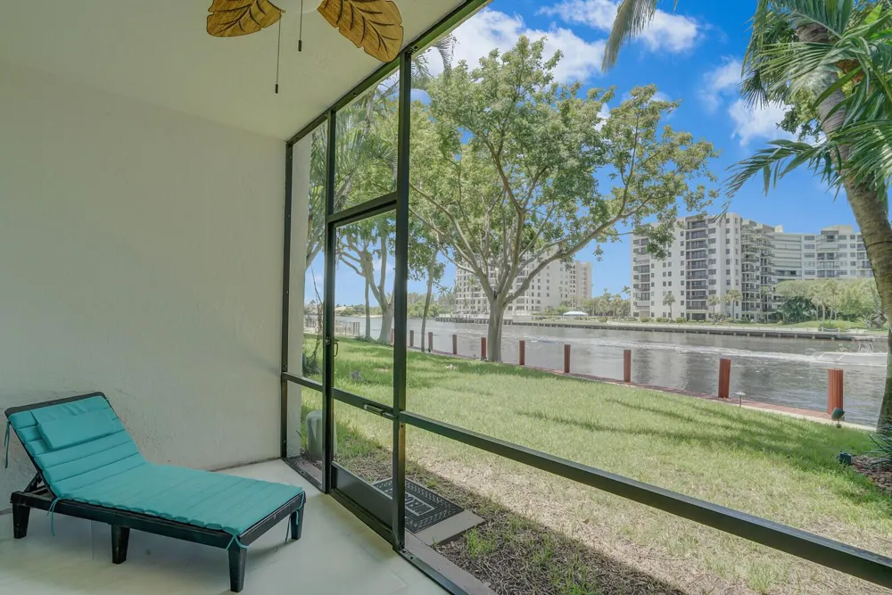 1301 RIVERSIDE DRIVE #19 Pompano Beach, FL 33062