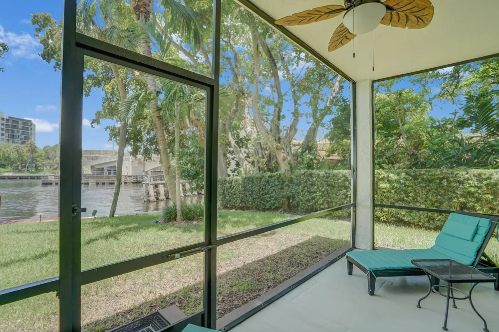 1301 RIVERSIDE DRIVE #19 Pompano Beach, FL 33062