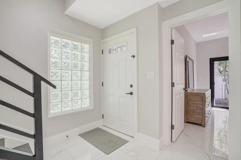 1301 RIVERSIDE DRIVE #19 Pompano Beach, FL 33062
