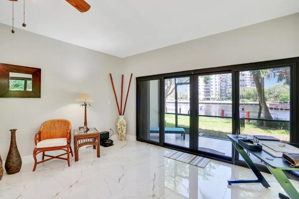 1301 RIVERSIDE DRIVE #19 Pompano Beach, FL 33062