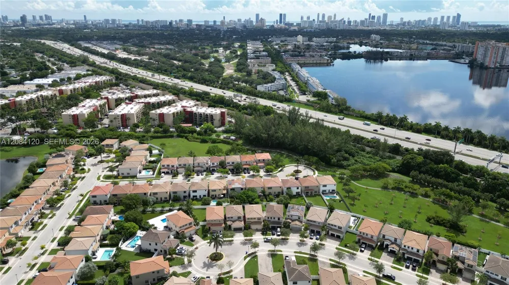 878 NE 191st St Miami, FL 33179