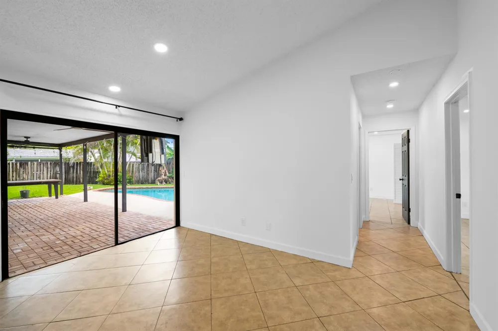 9965 NW 23RD STREET Coral Springs, FL 33065