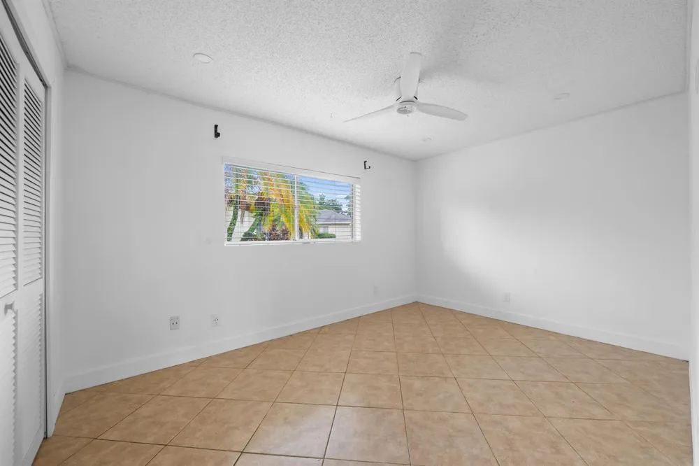 9965 NW 23RD STREET Coral Springs, FL 33065