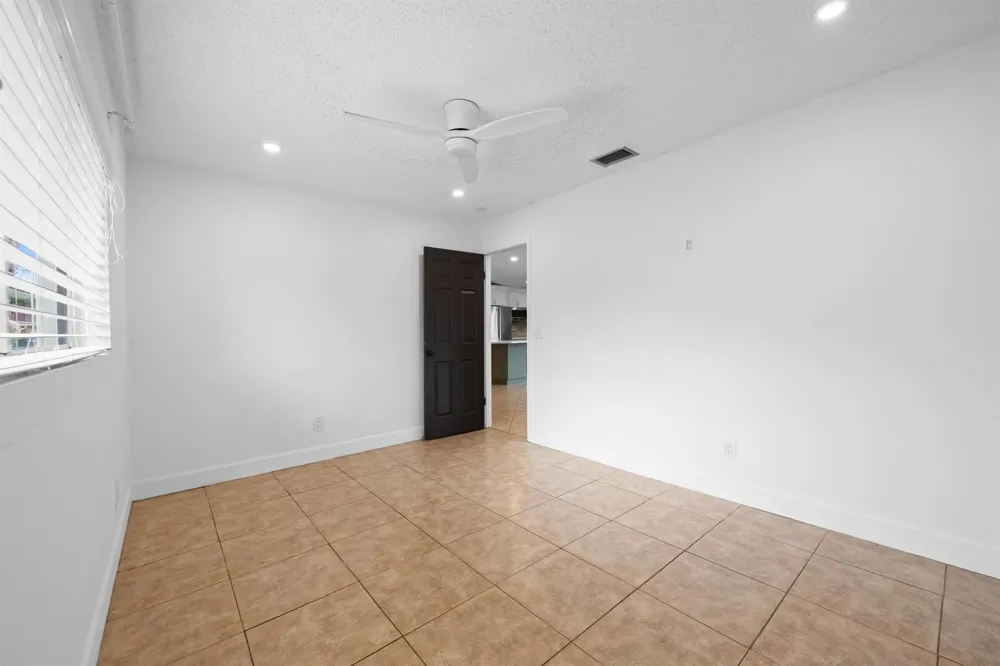 9965 NW 23RD STREET Coral Springs, FL 33065