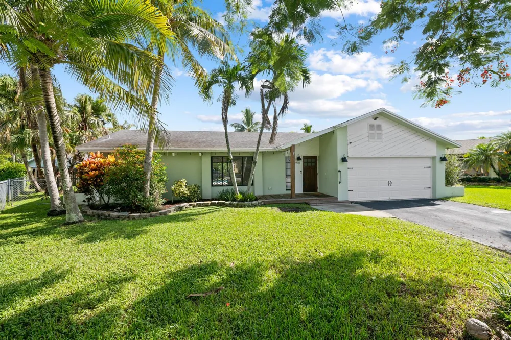 9965 NW 23RD STREET Coral Springs, FL 33065