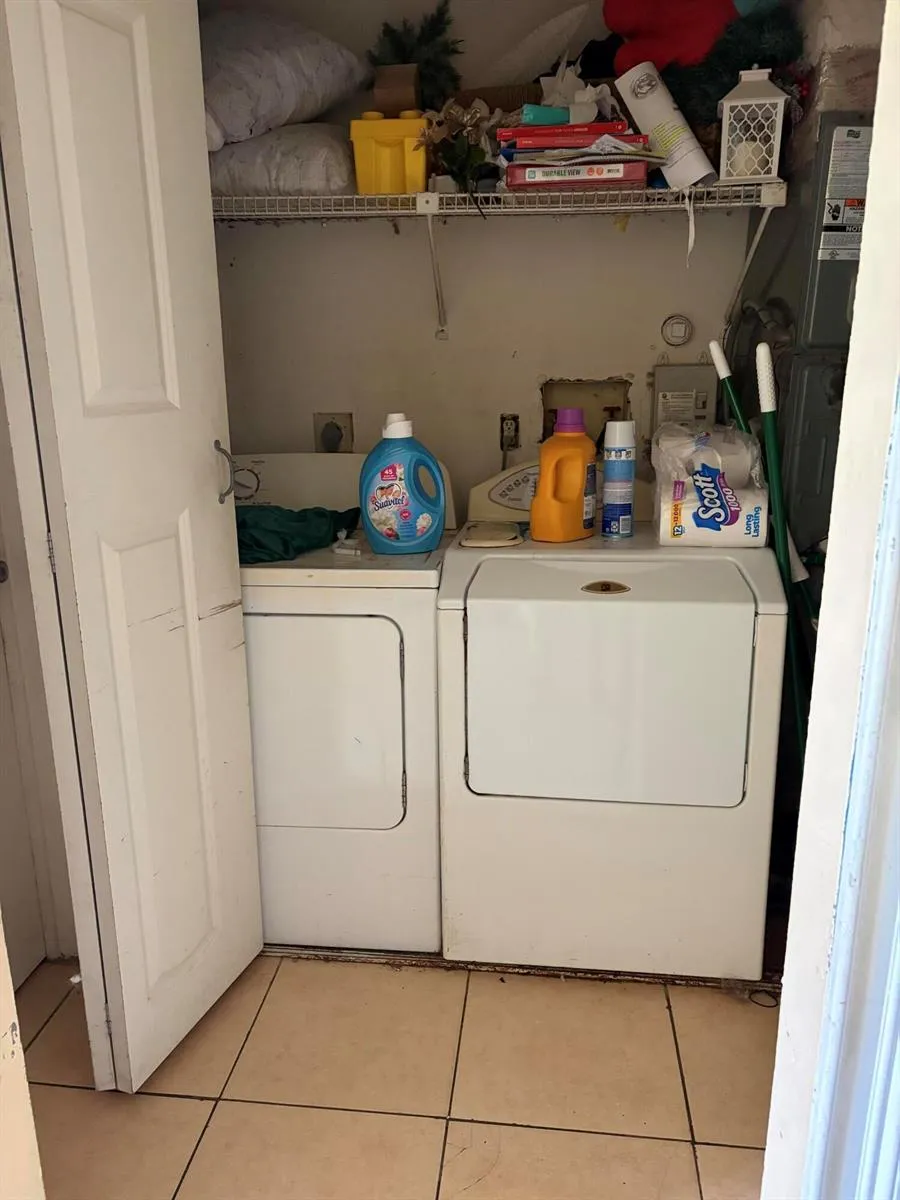 2275 LINTON RIDGE CIRCLE #A6 Delray Beach, FL 33444