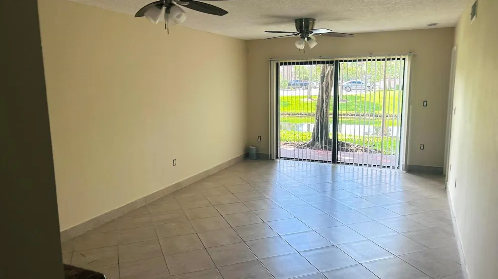 9938 Nob Hill Lane #9938 Sunrise, FL 33351