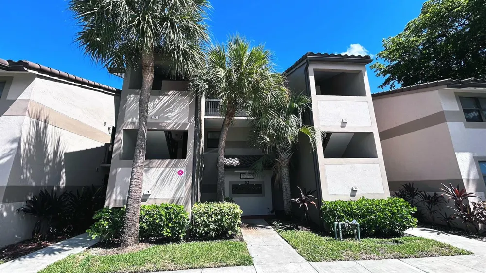 9891 NOB HILL LANE #9891 Sunrise, FL 33351