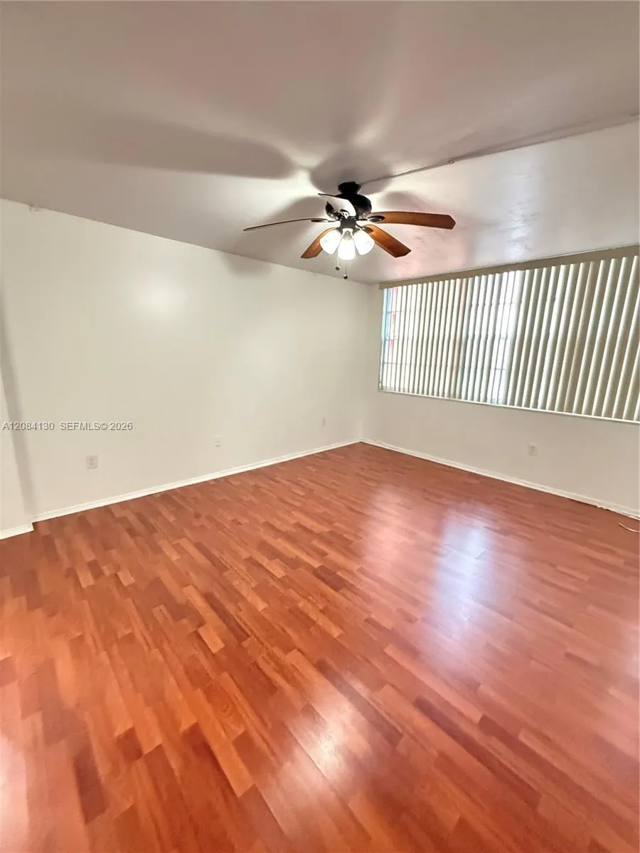 1351 NE Miami Gardens Dr #1425E Miami, FL 33179