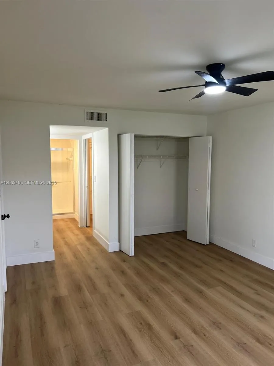 7245 S Devon Dr #112 Tamarac, FL 33321