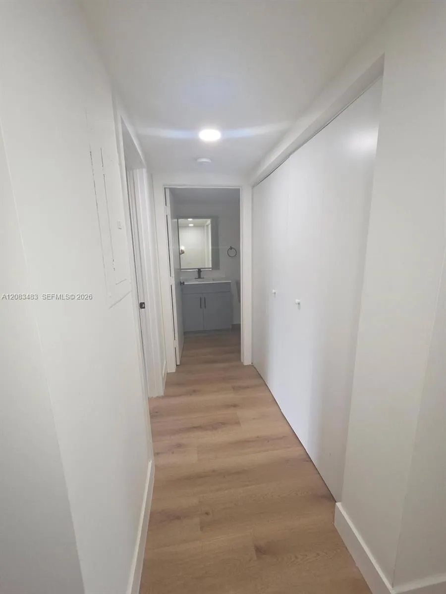 7245 S Devon Dr #112 Tamarac, FL 33321