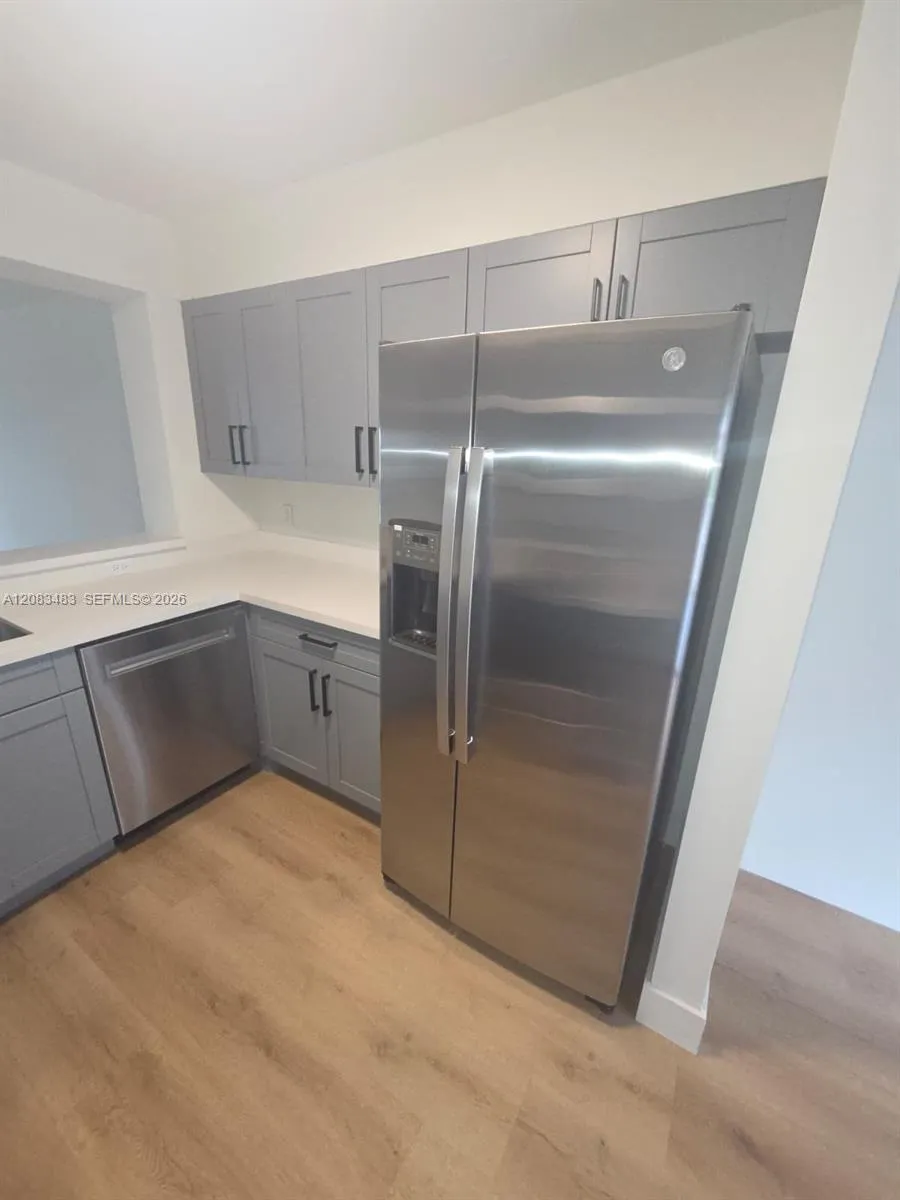 7245 S Devon Dr #112 Tamarac, FL 33321