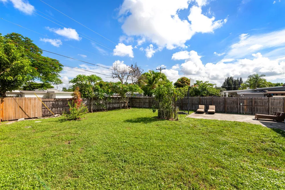 5581 CALICO ROAD West Palm Beach, FL 33415