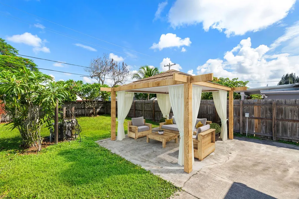 5581 CALICO ROAD West Palm Beach, FL 33415