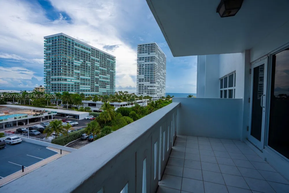 2100 S Ocean Dr #5B Fort Lauderdale, FL 33316