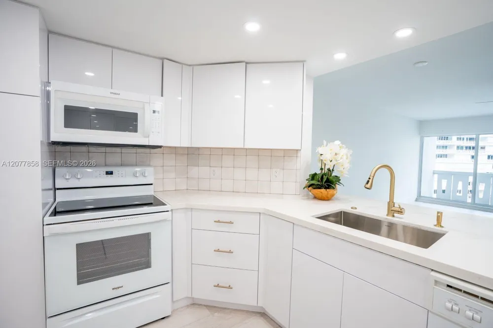 2100 S Ocean Dr #5B Fort Lauderdale, FL 33316