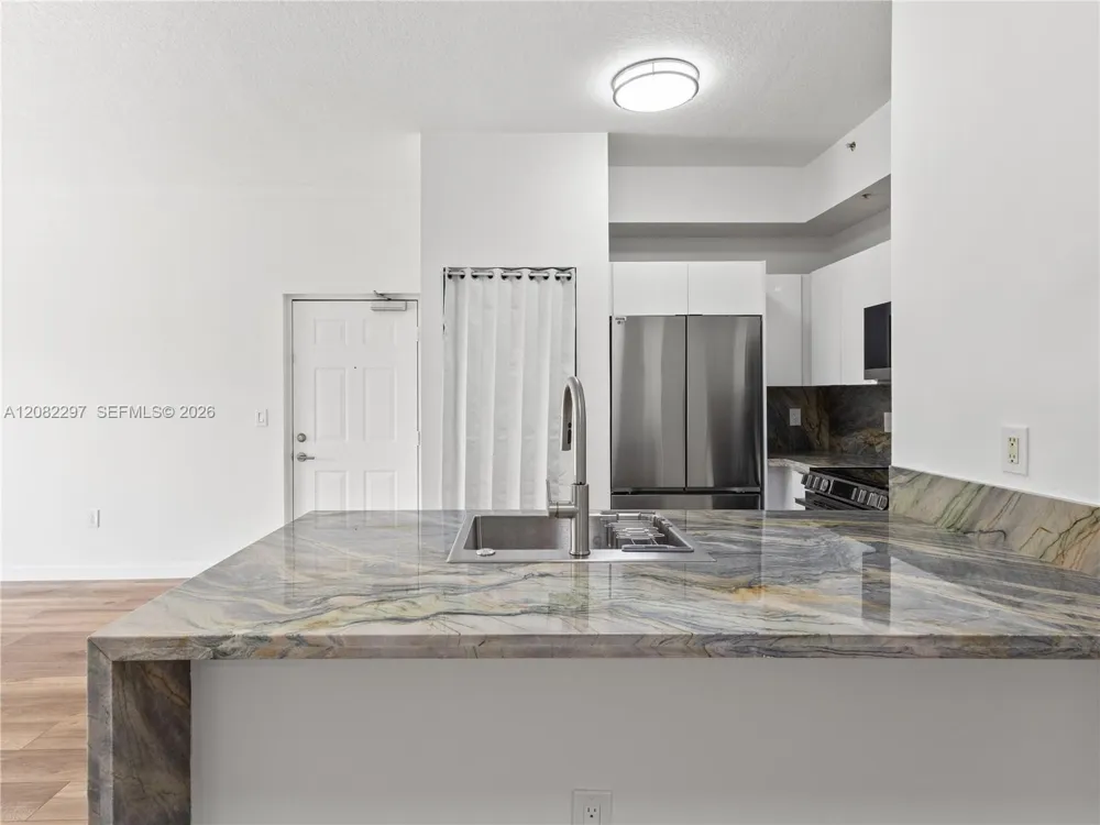 7280 NW 114th Ave #201-8 Doral, FL 33178