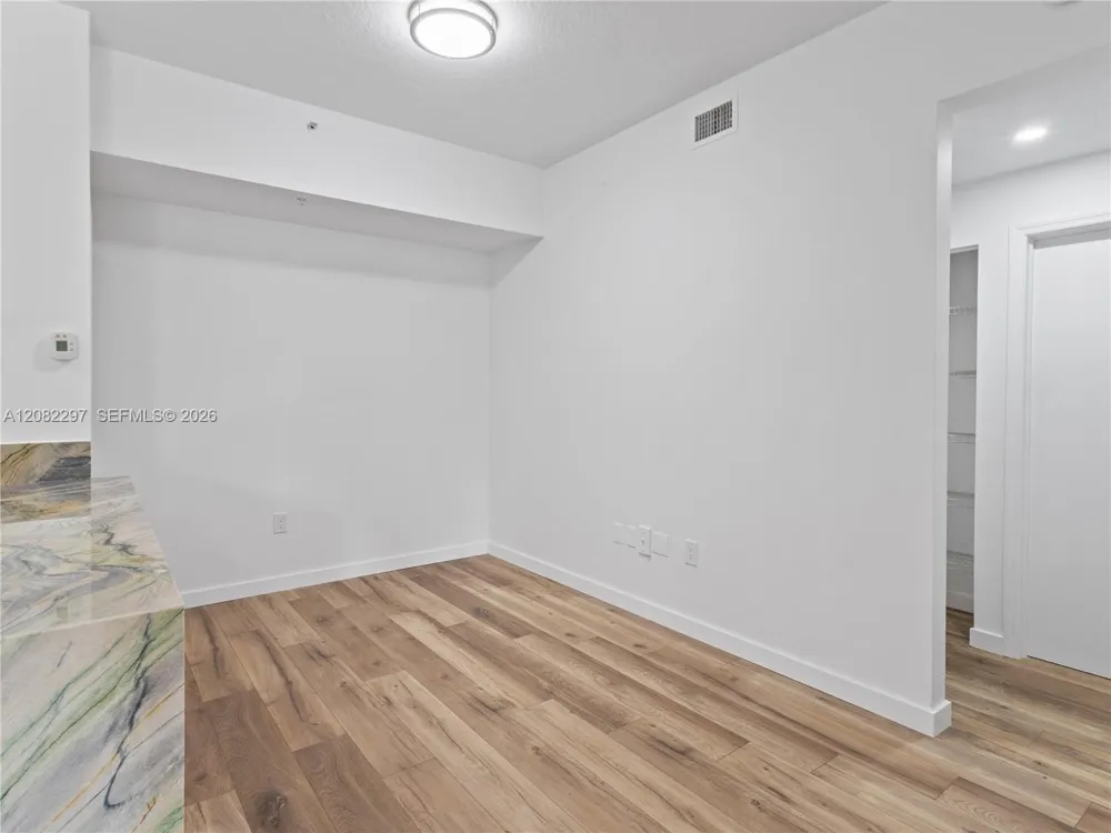 7280 NW 114th Ave #201-8 Doral, FL 33178